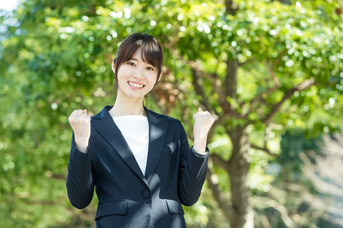 寄せ書き応援メッセージで自分も一生懸命行動することを示す