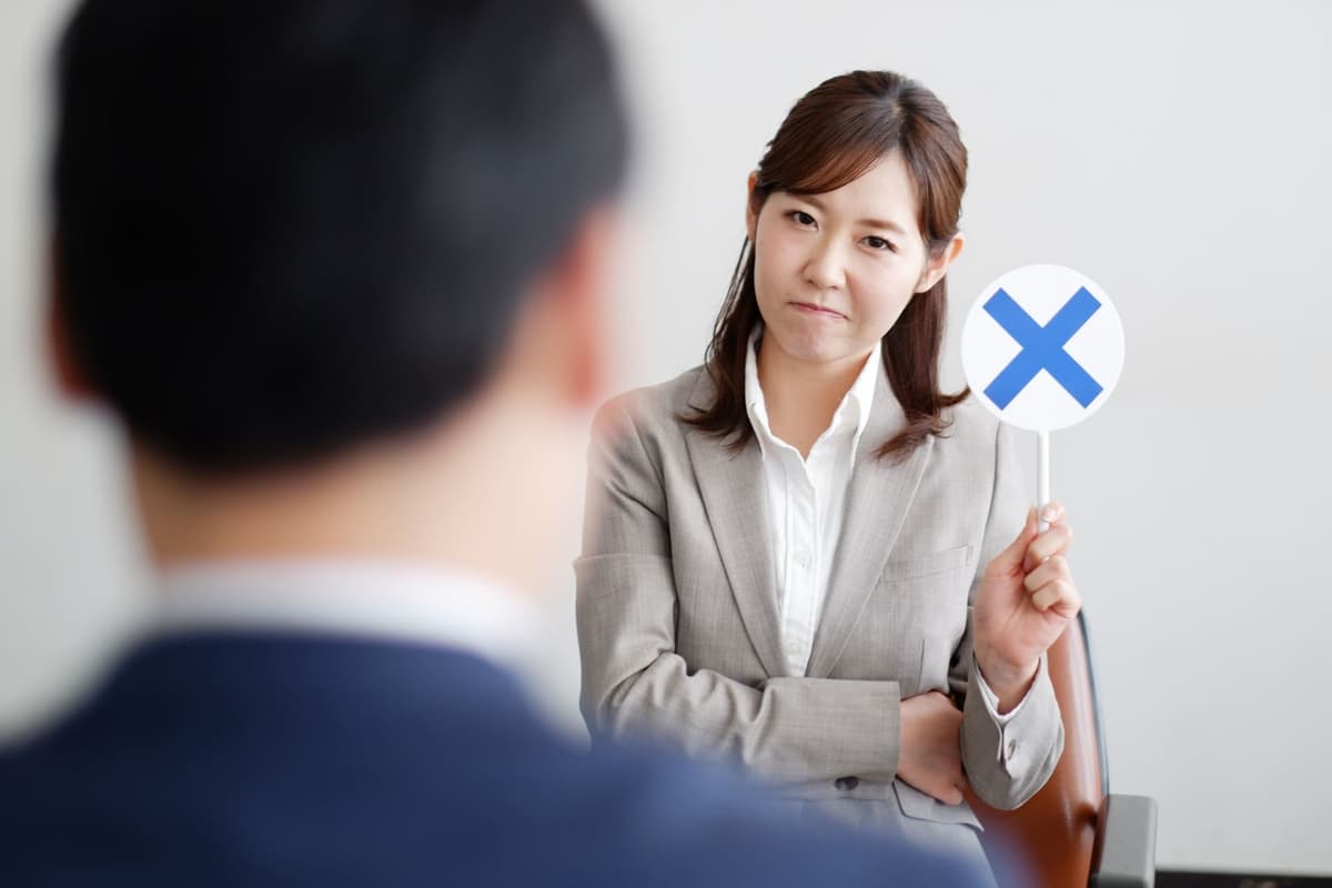 気に触る内容は上司先輩への寄せ書きに書かないこと